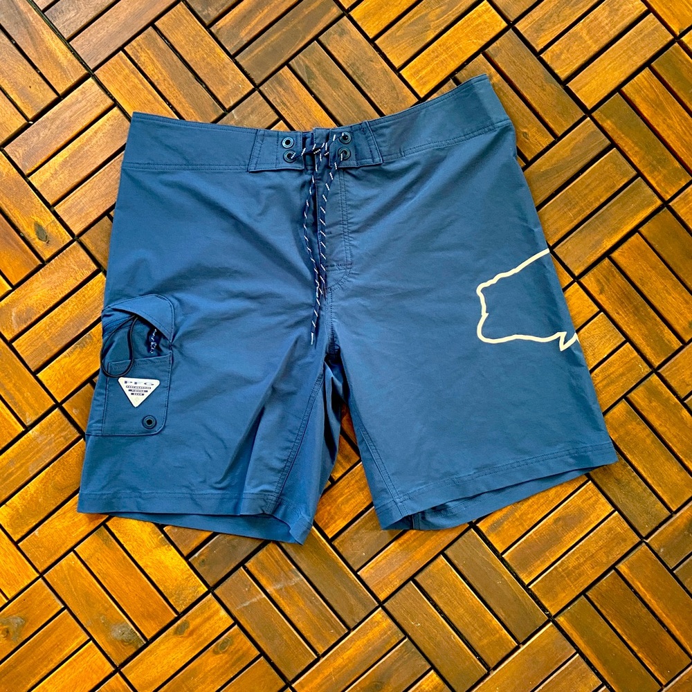 Columbia Mens shorts